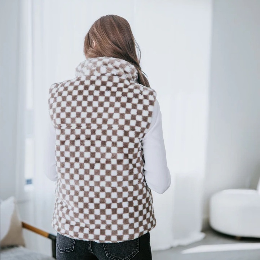 Reality Check Vest - Picture 5 of 11